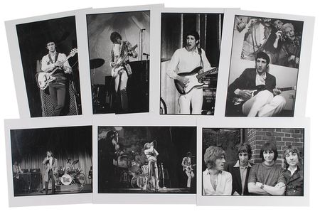 Lot #7277 The Who Photographs: Linda McCartney - Image 1