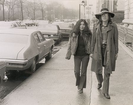 Lot #7062 John Lennon and Yoko Ono Photograph - Image 1