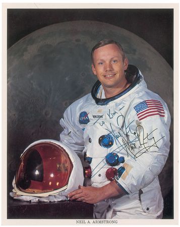 Lot #526 Neil Armstrong Signed Photograph - Image 2