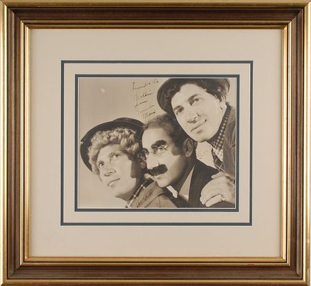 Lot #941 Marx Brothers: Rare fully signed Marx Brothers close-up - Image 2
