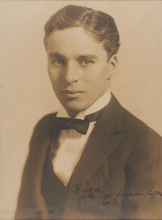 Lot #924 Charlie Chaplin: Striking oversized Pach Bros. portrait - Image 2