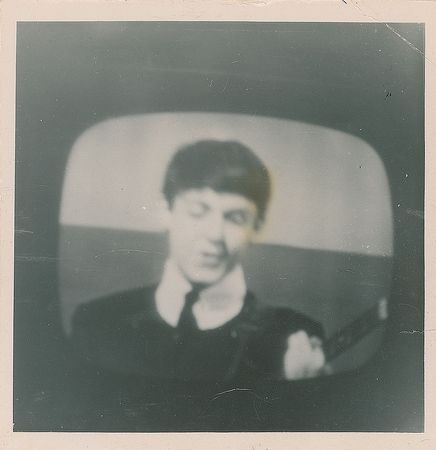 Lot #813 Beatles: Paul McCartney Signed Photograph - Image 1