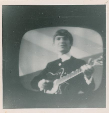 Lot #810 Beatles: George Harrison Signed Photograph - Image 1