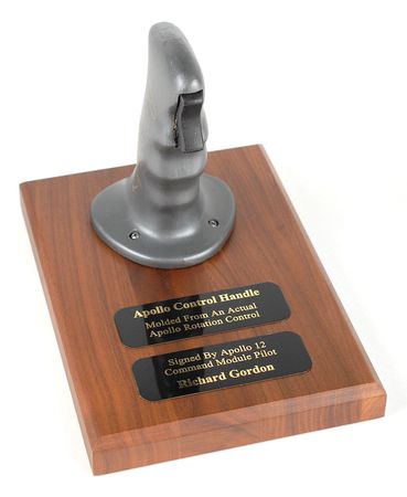 Lot #552 Apollo Handle Model - Image 3