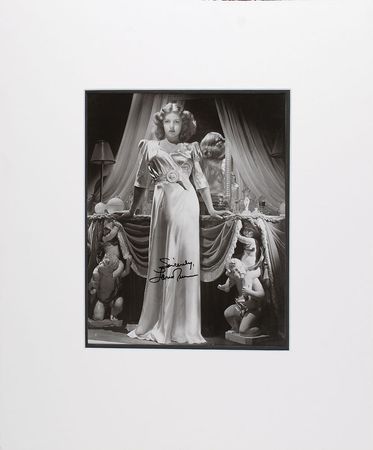 Lot #1013 Lana Turner Signed Photograph - Image 2