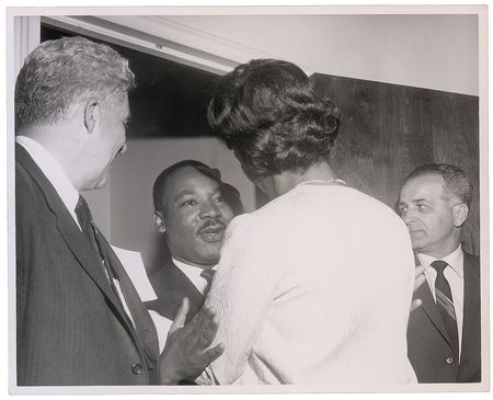 Lot #207 Martin Luther King, Jr Photographs - Image 5