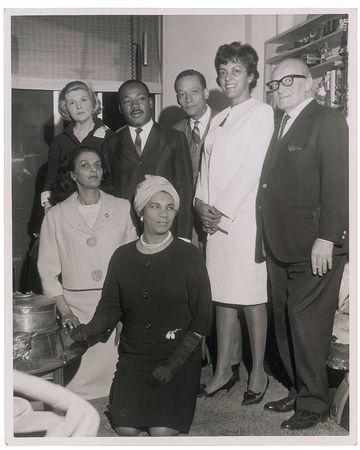 Lot #208 Martin Luther King, Jr Photographs - Image 5