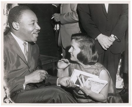 Lot #209 Martin Luther King, Jr - Image 2