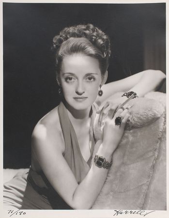 Lot #963 George Hurrell: Hurrellâ??s limited edition oversized suite, portraying Harlow, Garbo, Hayworth, and more - Image 6