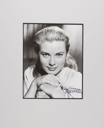 Lot #965 Grace Kelly: Splendid photo of the actress-turned-princess - Image 2