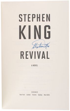 Lot #720 Stephen King - Image 1