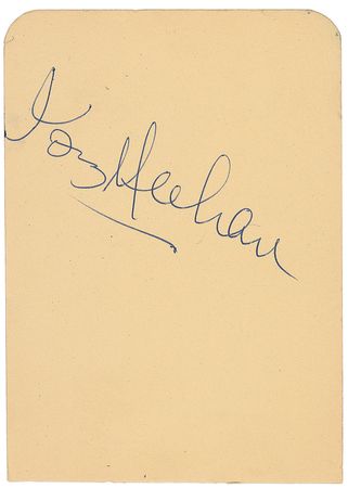 Lot #918 Cliff Richard and the Shadows Signatures - Image 2