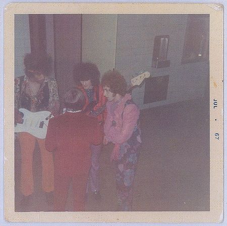 Lot #8112 Jimi Hendrix Autograph Note Signed - Image 3