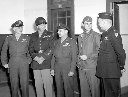 Lot #8043 General Patton-captured ‘Battle of the Bulge’ German Flag - Image 4