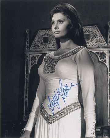 Lot #890 Sophia Loren Signed Photograph - Image 1