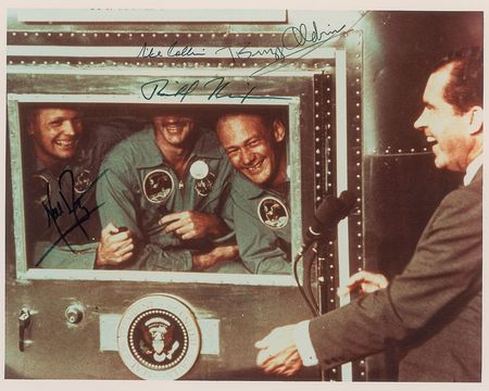 Lot #9273 Apollo 11 and Richard Nixon Signed Photograph - Image 1