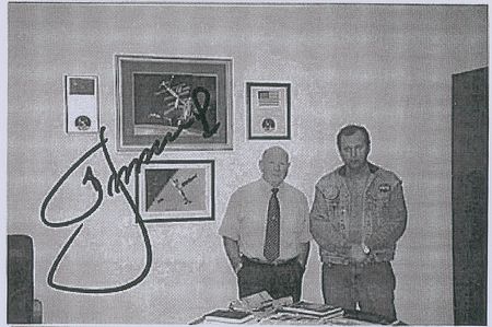 Lot #9032 Alexei Leonov and Pavel Balyayev Signed Postcard Photographs - Image 5