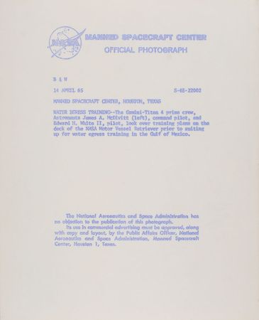 Lot #9105 Gemini 4 Signed Photograph - Image 2