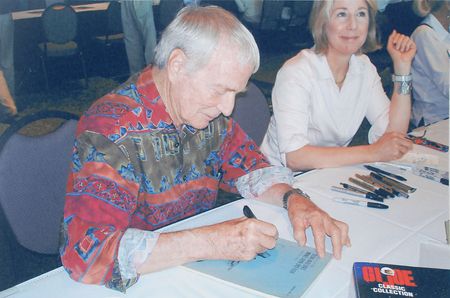 Lot #9094 Scott Carpenter Signed Mission Report and Photograph - Image 3