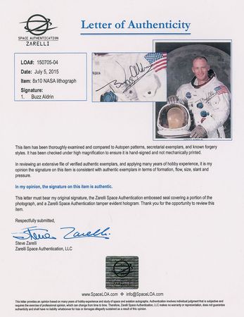 Lot #9187 Collection of Twelve Moonwalker Signed Photographs - Image 7
