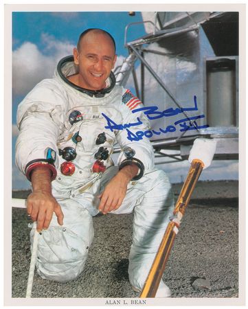 Lot #9187 Collection of Twelve Moonwalker Signed Photographs - Image 21