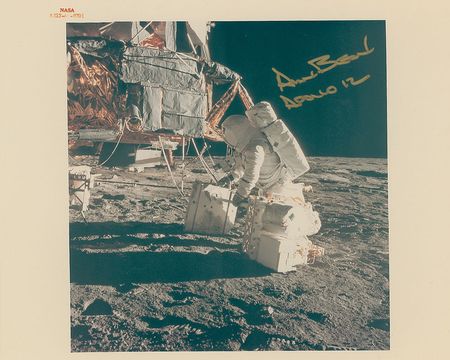 Lot #584 Apollo 12 Signed Photographs - Image 1