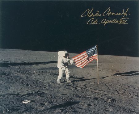 Lot #584 Apollo 12 Signed Photographs - Image 2