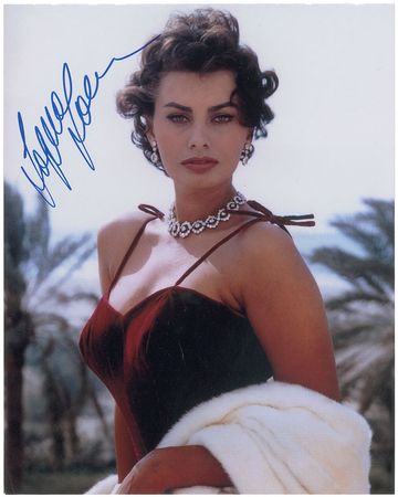 Lot #938 Sophia Loren Signed Photograph - Image 4