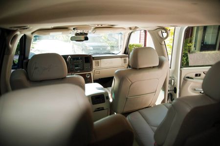 Lot #2576  Sopranos Screen-used 2003 Escalade - Image 26