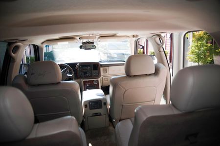 Lot #2576  Sopranos Screen-used 2003 Escalade - Image 27