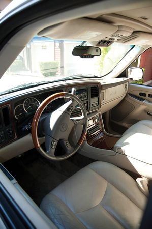 Lot #2576  Sopranos Screen-used 2003 Escalade - Image 29