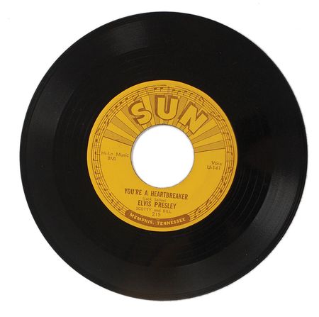 Lot #2083 Elvis Presley ‘Milkcow Blues Boogie / You're a Heartbreaker’ 45 RPM - Image 1