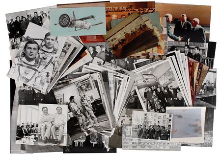 Lot #628 Cosmonauts Photographs - Image 1