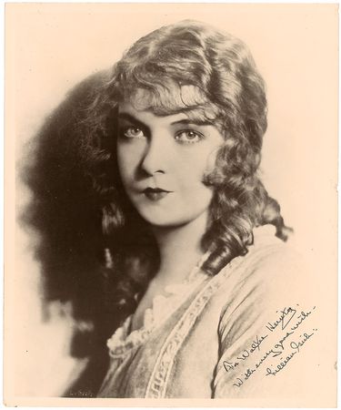 Lot #937 Lillian and Dorothy Gish Signed Photographs - Image 2