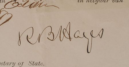 Lot #41 Rutherford B. Hayes: Rare four-language ship?s passport for the whaling journey of the Union - Image 2