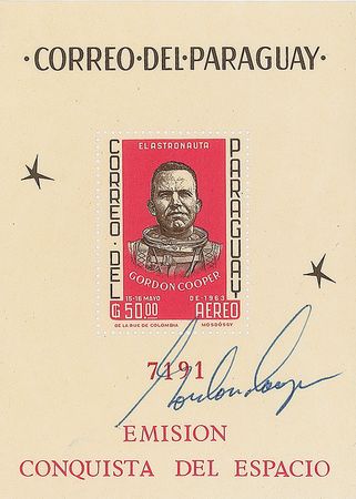 Lot #492 Mercury and Apollo Astronauts: Uncommon assembly of astronaut-signed global stamps - Image 19