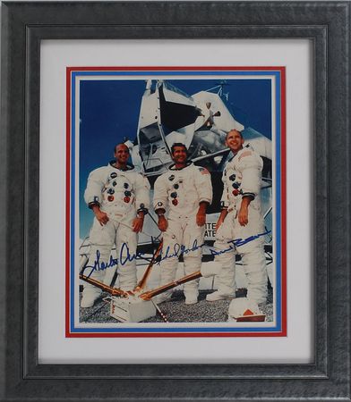 Lot #472 Apollo 12 Signed Photograph - Image 2