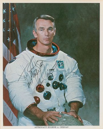 Lot #619 Moonwalkers Signed Photograph - Image 2