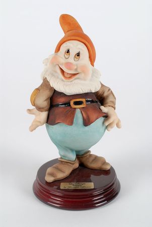 Lot #1176 Doc, Happy, Sleepy, Sneezy, Dopey, Grumpy, and Bashful: Amazing full set of Snow White’s seven dwarfs by Armani - Image 10