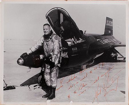 Lot #454 Neil Armstrong Signed Photograph - Image 2