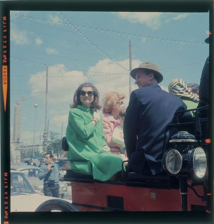 Lot #100 Jacqueline Kennedy Photographs and Transparencies - Image 5