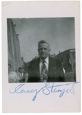 Lot #834 NY Yankees Signed Photographs - Image 2