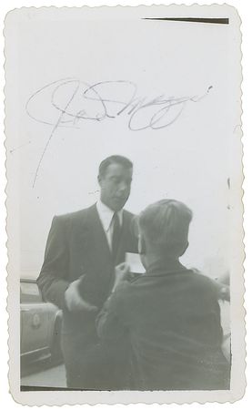 Lot #834 NY Yankees Signed Photographs - Image 3