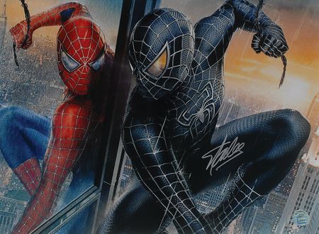 Lot #518 Stan Lee Signed Photographs - Image 2