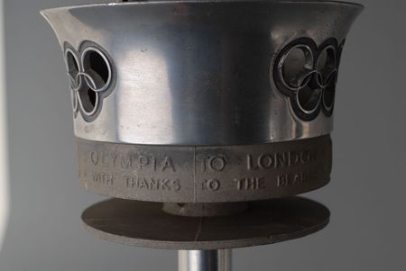 Lot #3038 London 1948 Summer Olympics Torch - Image 2