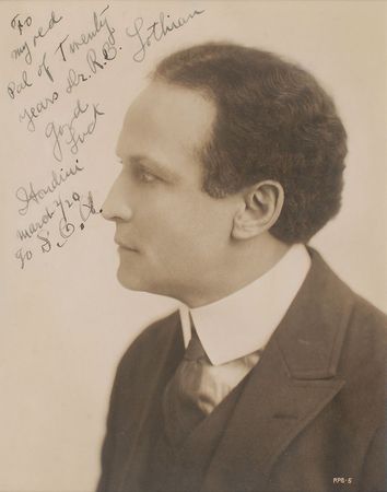 Lot #942 Harry Houdini Signed Photograph - Image 2