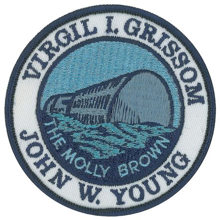 Lot #593 Gemini 3: From Grissom?s personal collection?a flown medallion and rare mission patch - Image 1