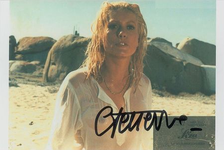 Lot #984 Catherine Deneuve Signed Photographs - Image 9