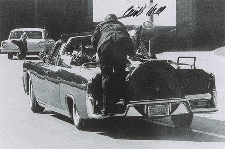 Lot #464 Kennedy Assassination: Clint Hill Signed Photographs - Image 3