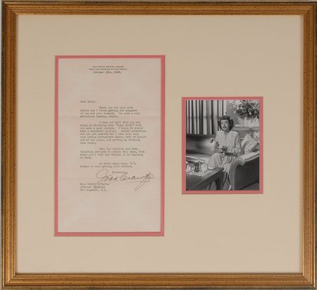Lot #926 Entertainers Group Lot - Image 1